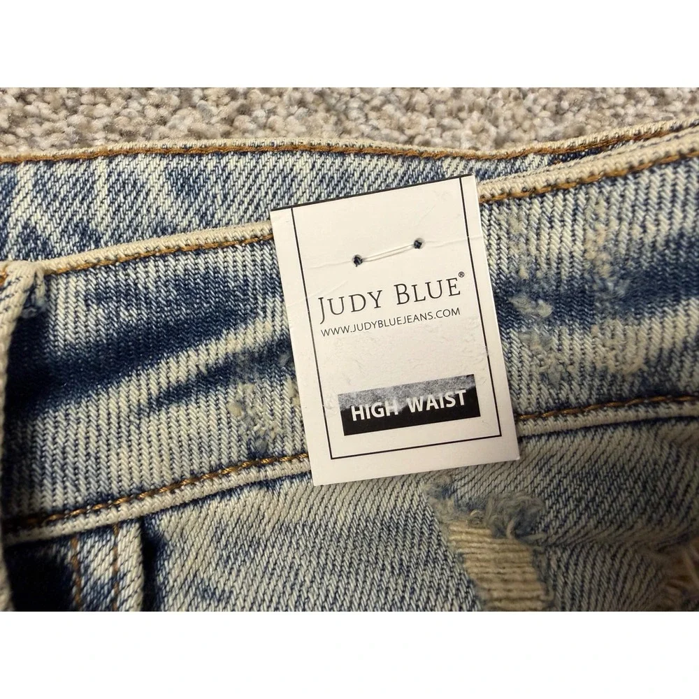 Judy Blue Denim Shorts Women XL Light Blue NWT Distressed High Waist Cut Off
